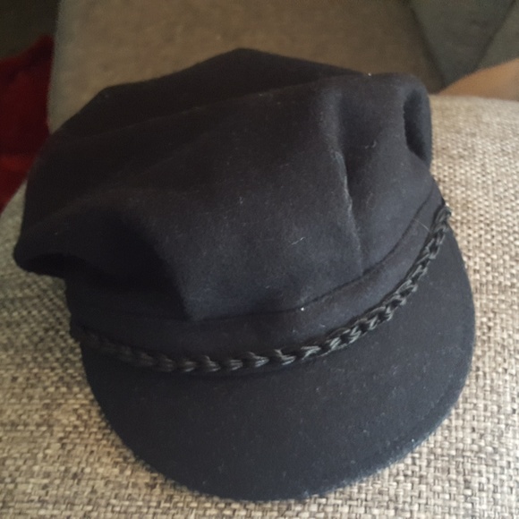 Wool hat - Picture 2 of 4